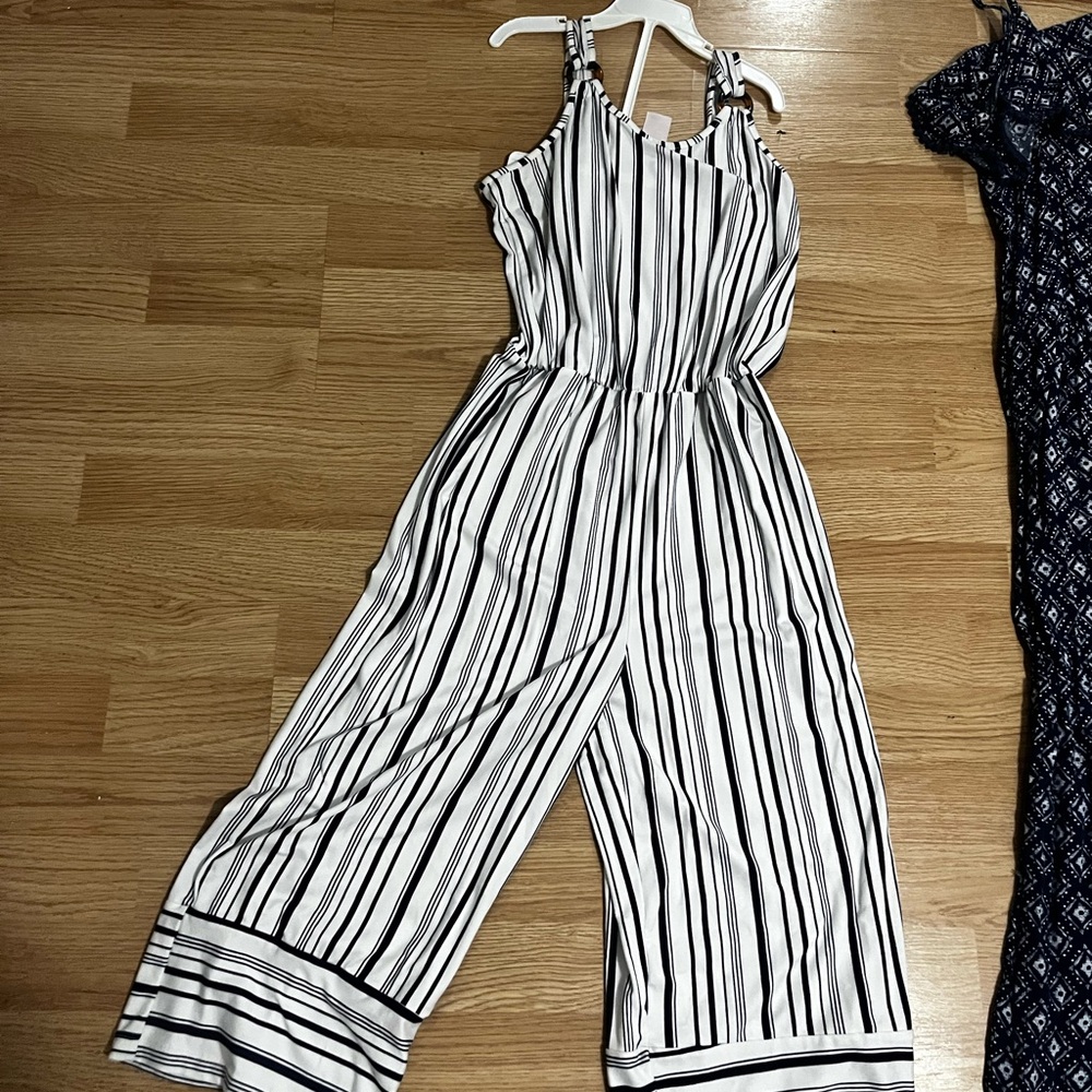 Jumpsuits - Picture 4 of 6